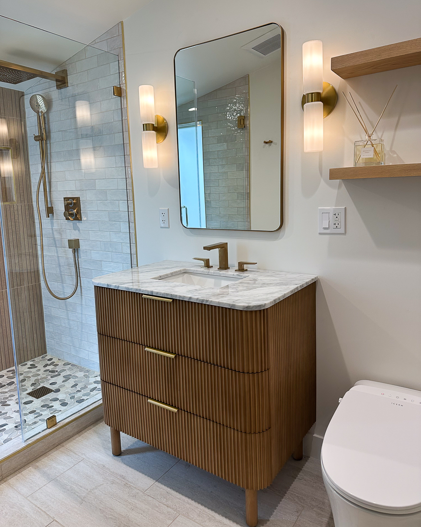 Modern Lemay Bathhroom - Image 2